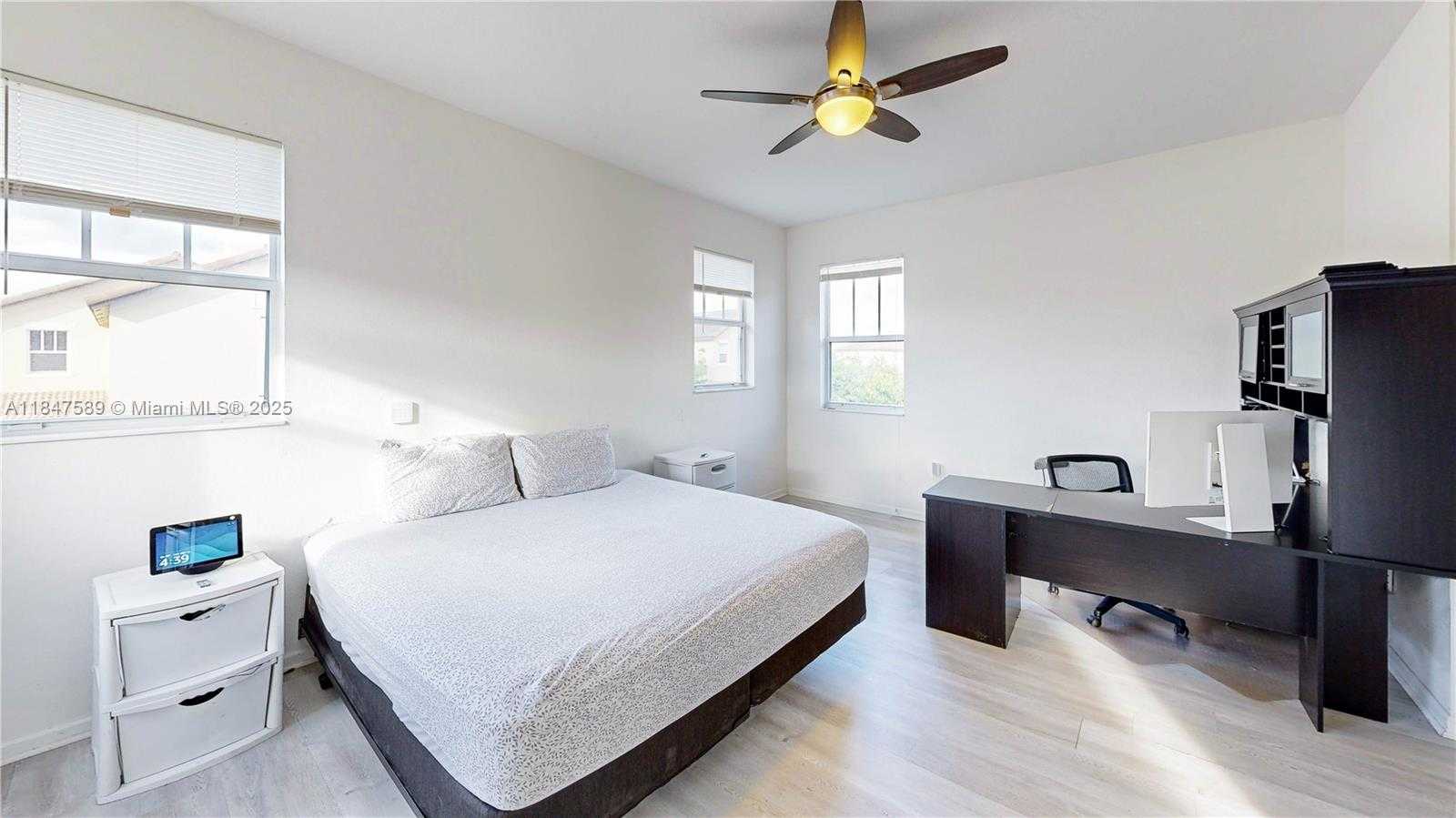 Small Image of 11669 SOUTH WEST 247TH ST, Homestead Number 33