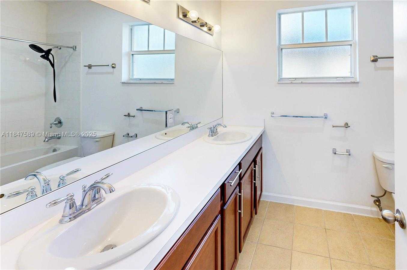 Small Image of 11669 SOUTH WEST 247TH ST, Homestead Number 40
