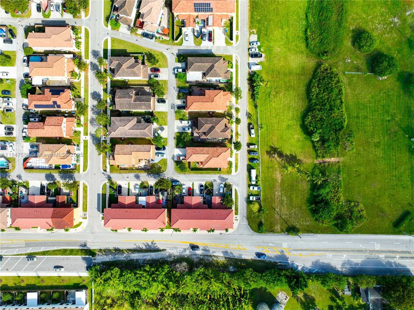 Small Image of 11669 SOUTH WEST 247TH ST, Homestead Number 64