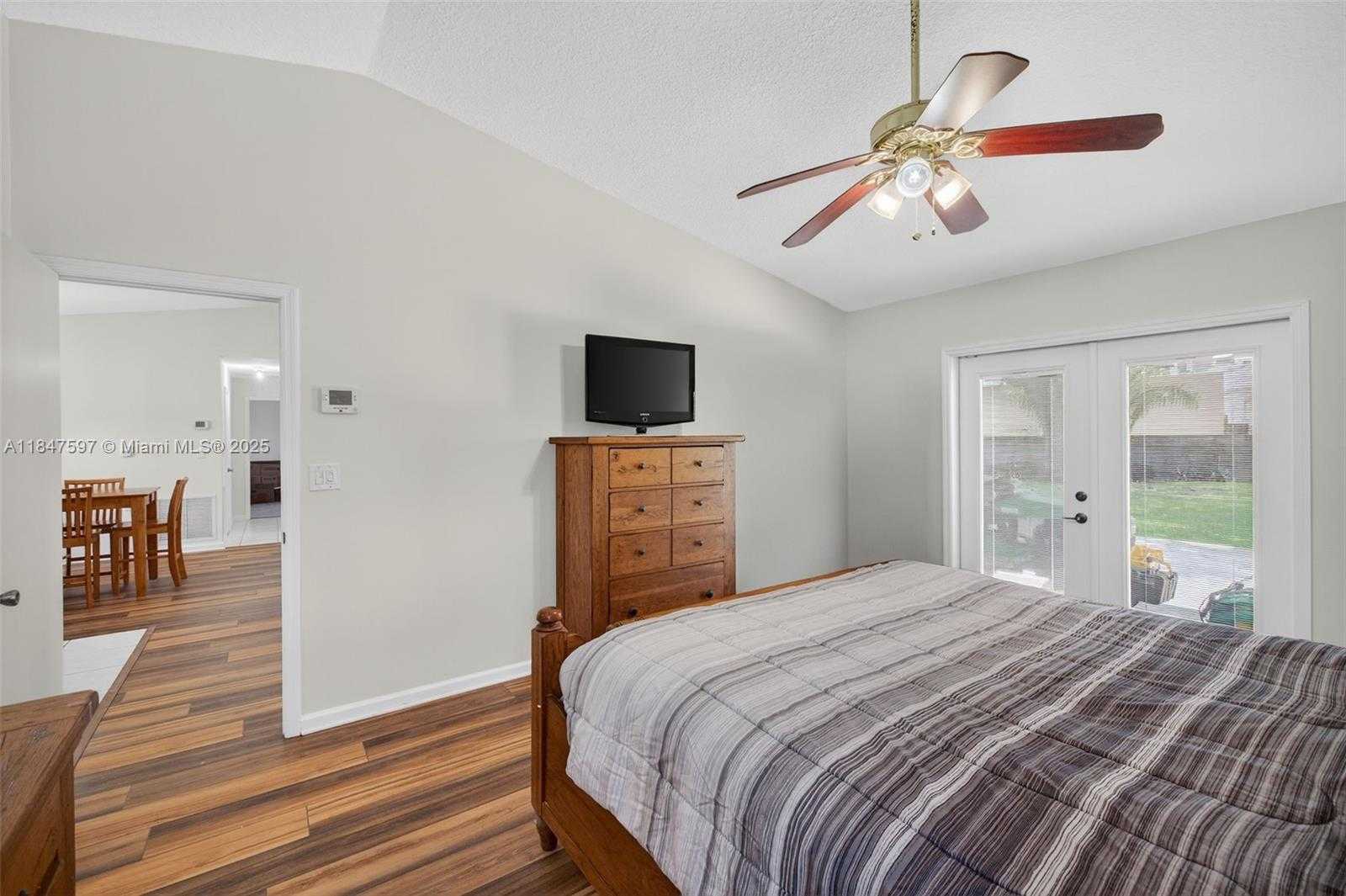 Small Image of 4201 SOUTH WEST 78TH DR, Davie Number 22