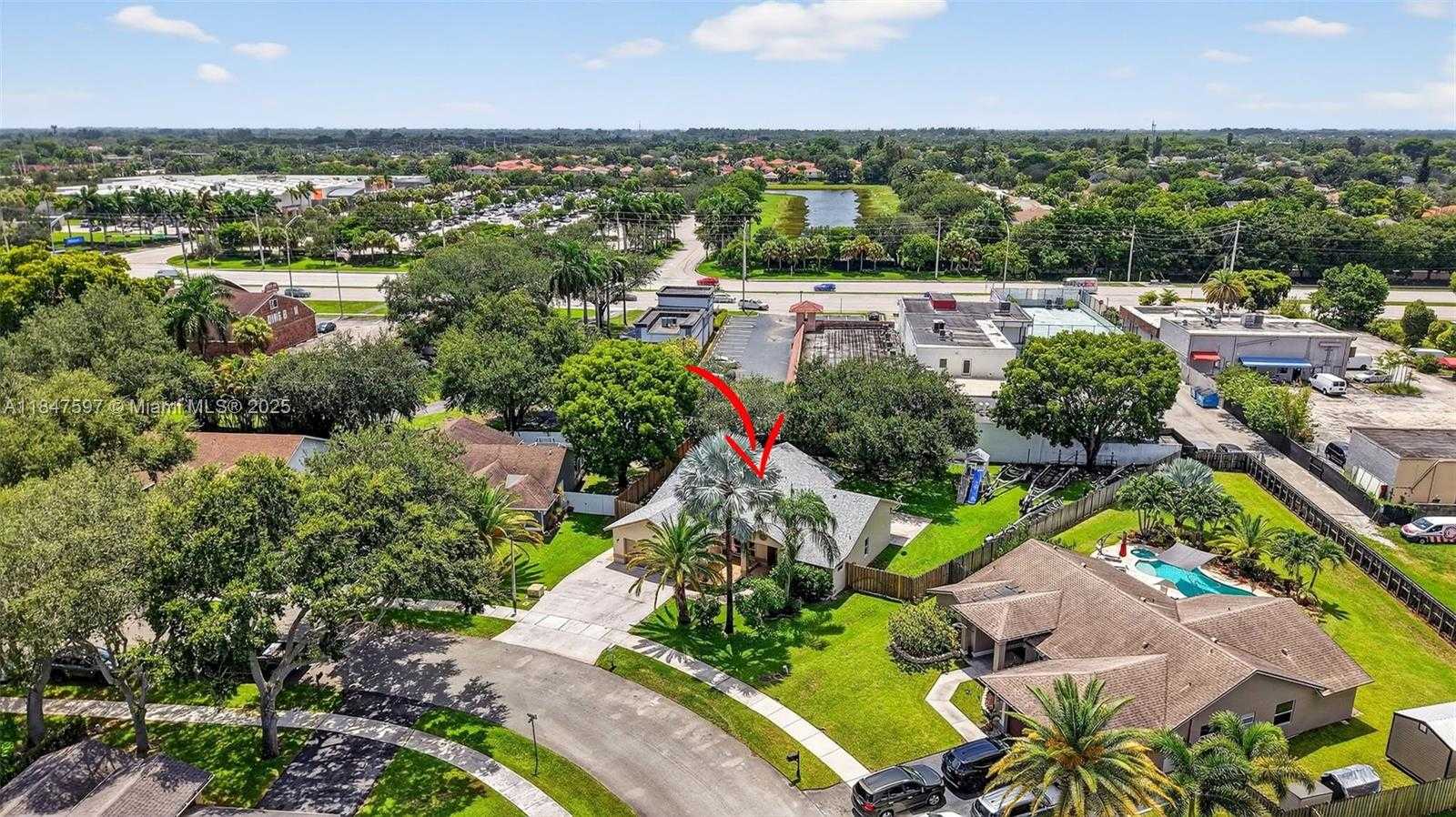 Small Image of 4201 SOUTH WEST 78TH DR, Davie Number 40
