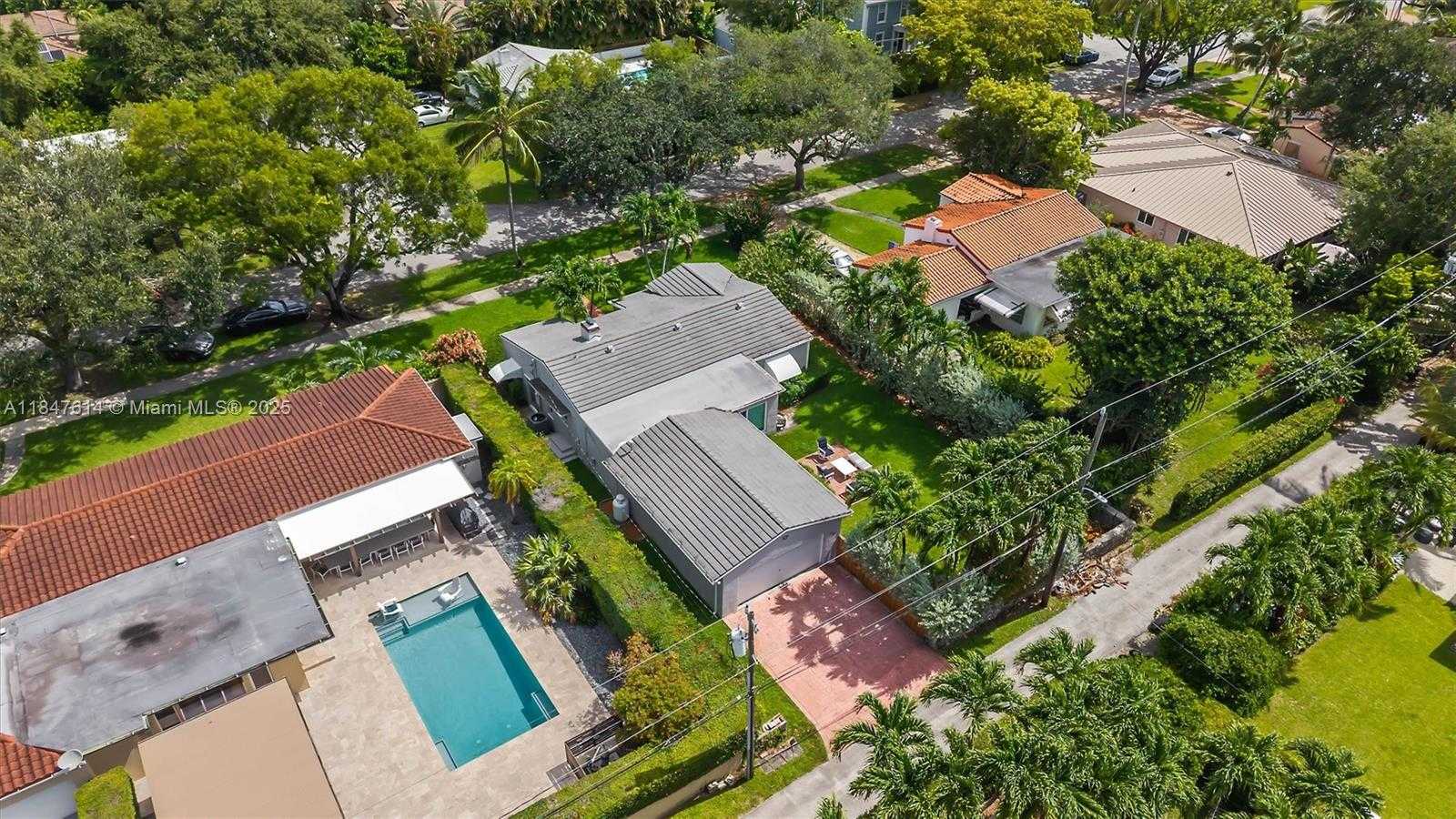 Small Image of 318 NORTH EAST 105TH ST, Miami Shores Number 44