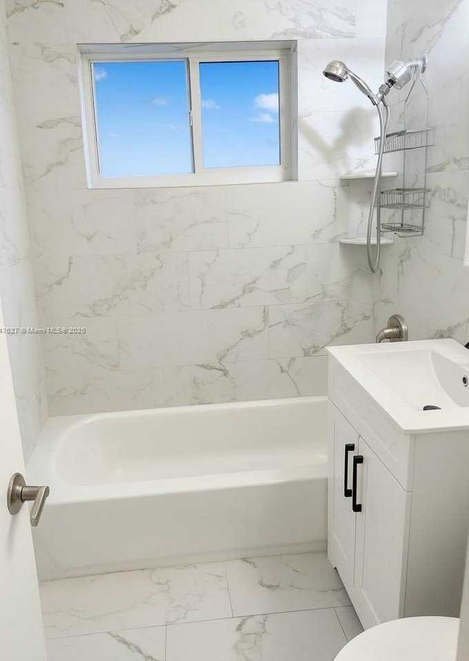 Small Image of 800 SOUTH WEST 26TH CT, Fort Lauderdale Number 13