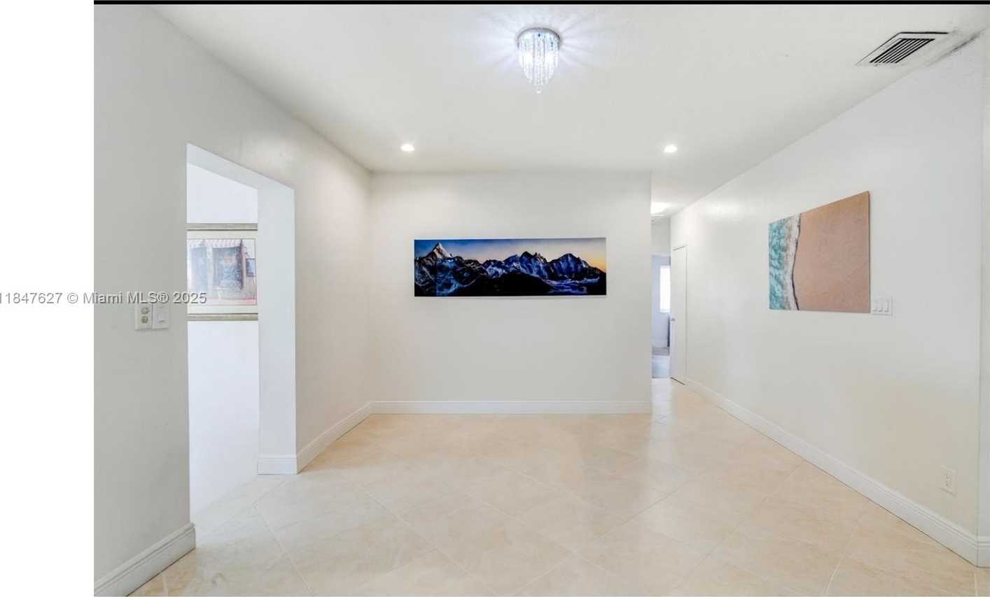 Small Image of 800 SOUTH WEST 26TH CT, Fort Lauderdale Number 3