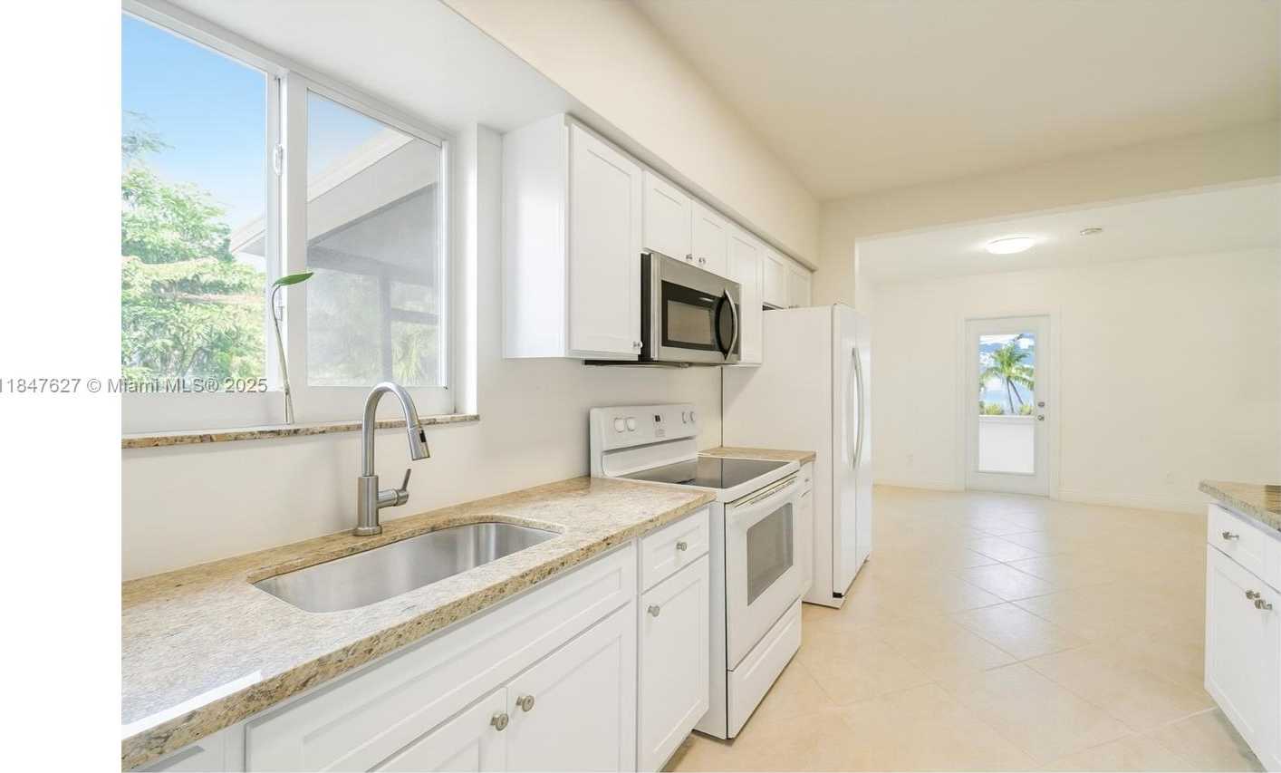 Small Image of 800 SOUTH WEST 26TH CT, Fort Lauderdale Number 41