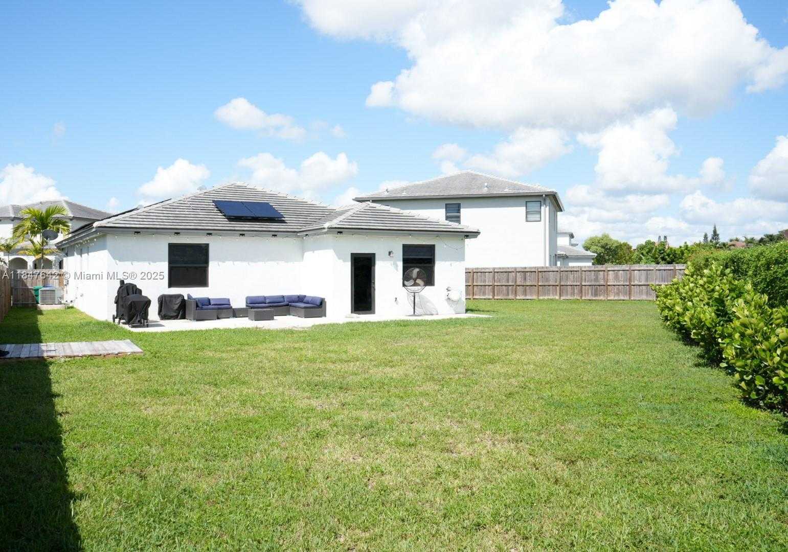 Small Image of 13321 SOUTH WEST 284TH TER, Homestead Number 21