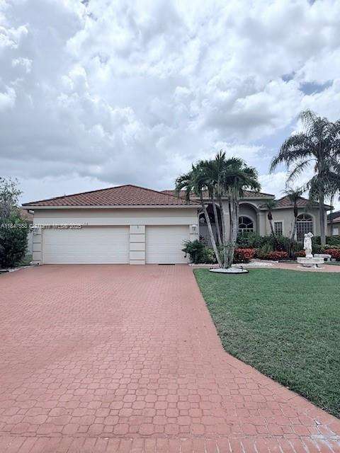 Small Image of 710 GRAND RAPIDS BLVD, Naples Number 27