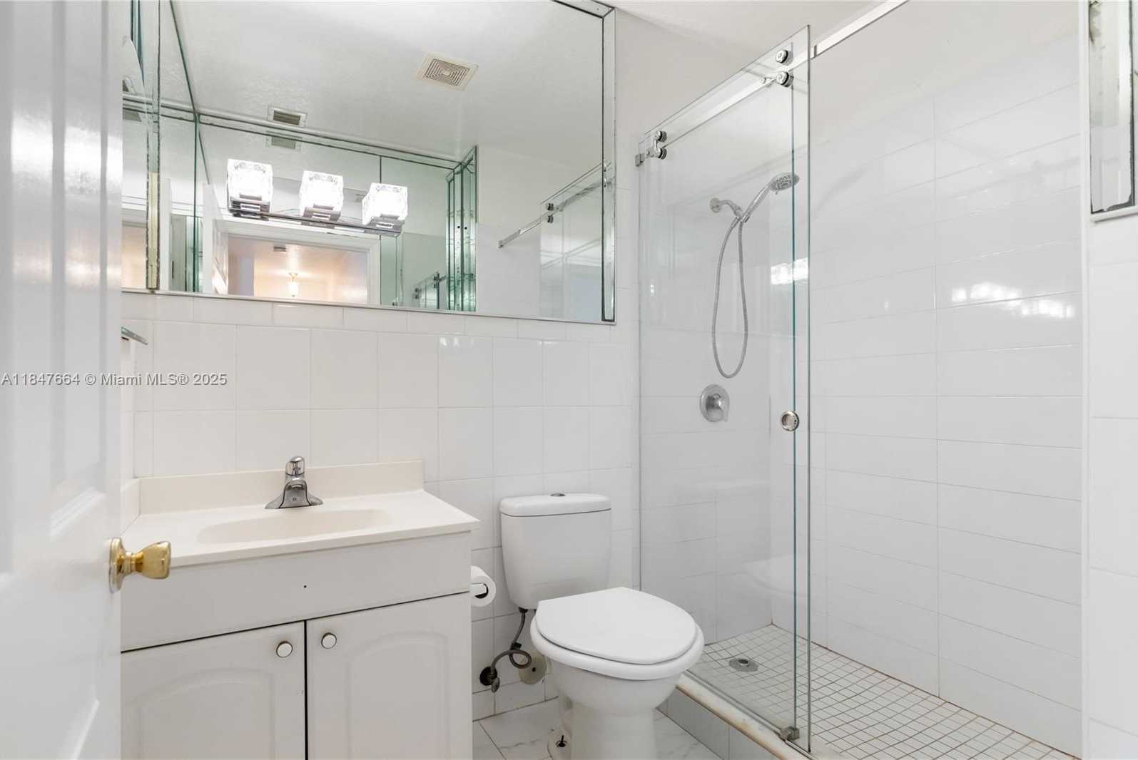 Small Image of 424 BAYBERRY DR, Plantation Number 11
