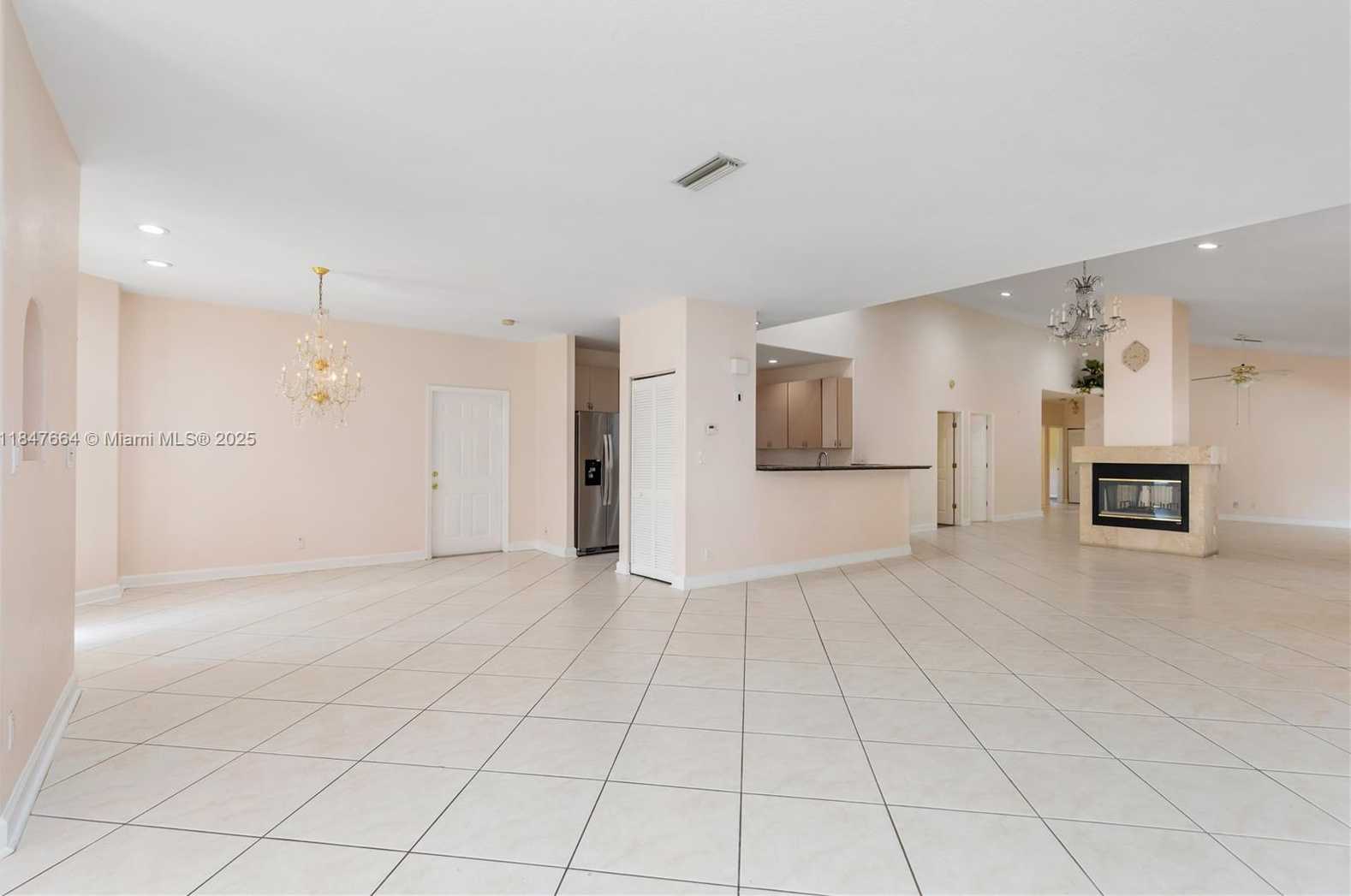 Small Image of 424 BAYBERRY DR, Plantation Number 16