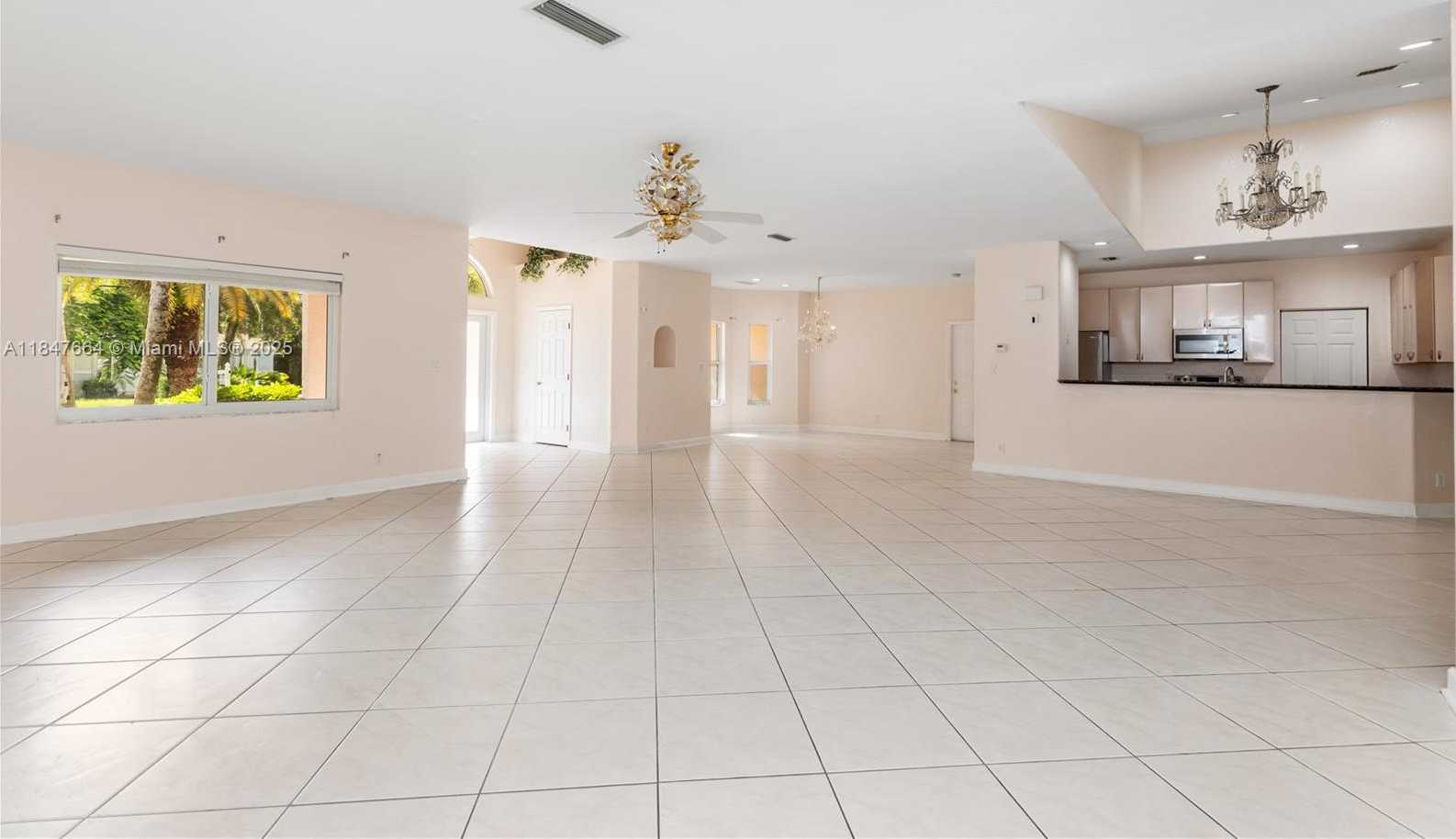 Small Image of 424 BAYBERRY DR, Plantation Number 19