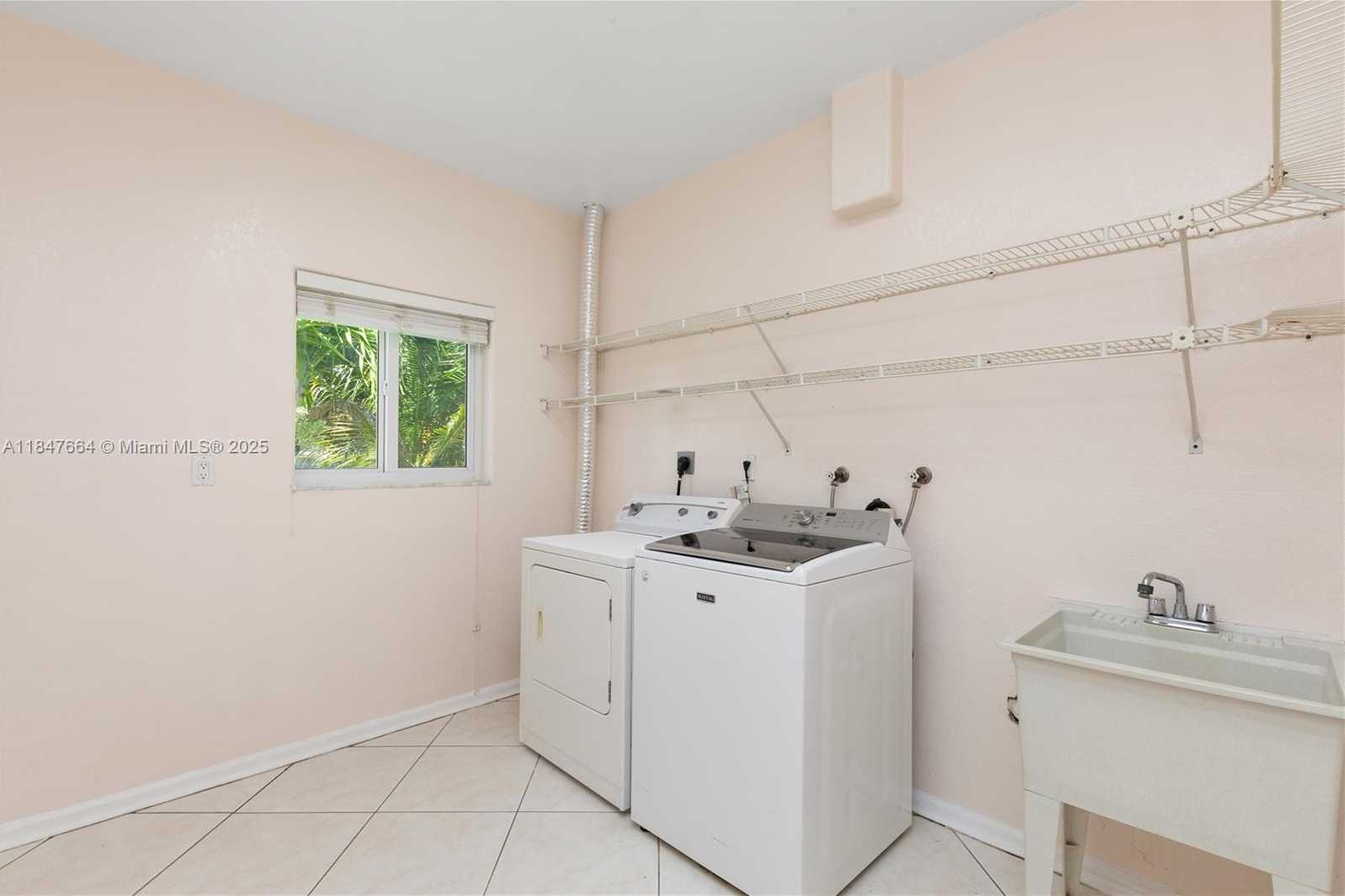 Small Image of 424 BAYBERRY DR, Plantation Number 26