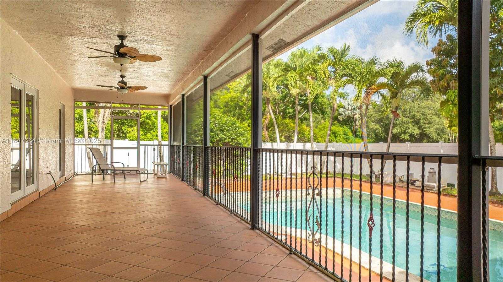 Small Image of 424 BAYBERRY DR, Plantation Number 30