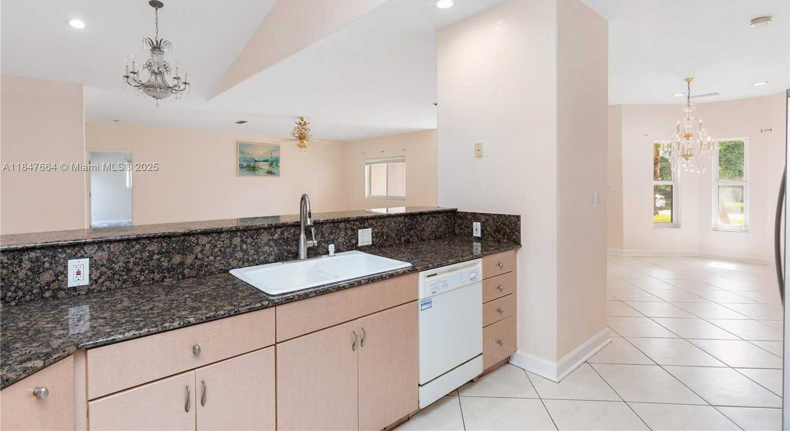 Small Image of 424 BAYBERRY DR, Plantation Number 6