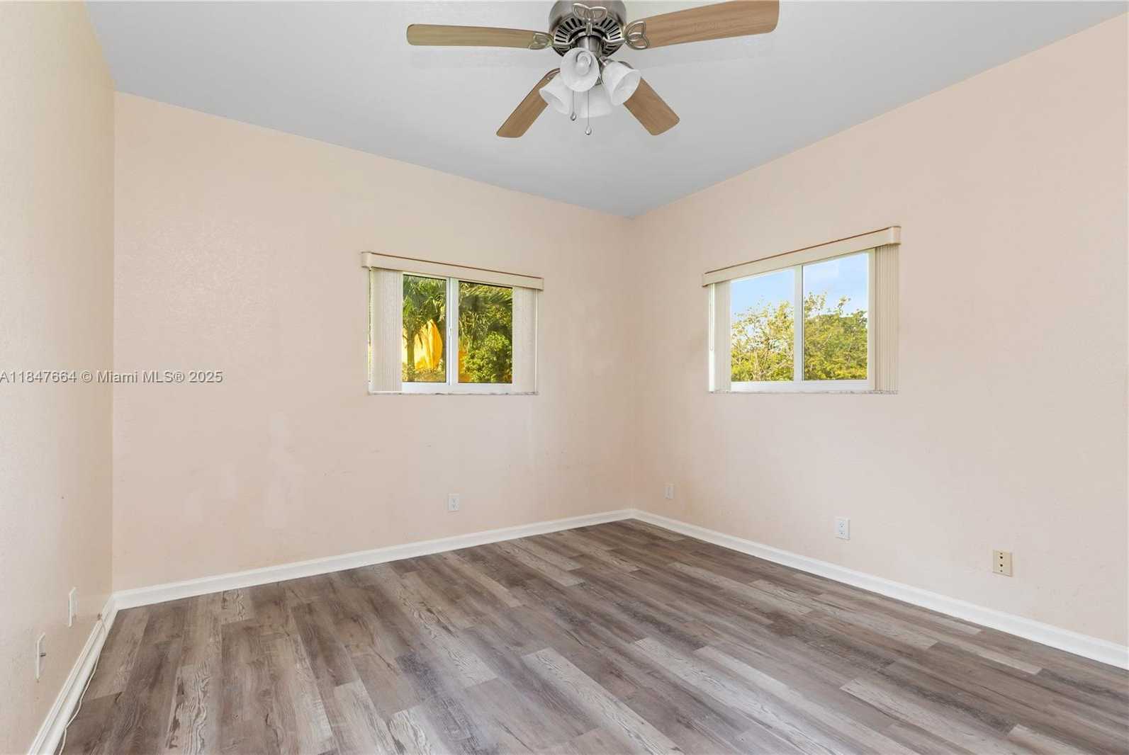 Small Image of 424 BAYBERRY DR, Plantation Number 9