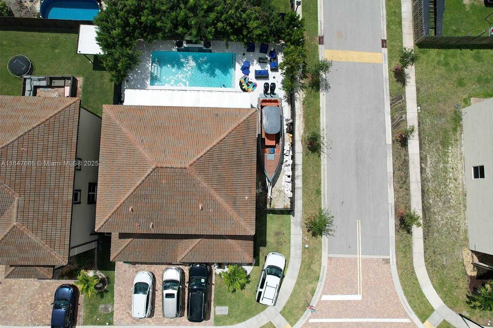 Small Image of 4162 NORTH EAST 21ST ST, Homestead Number 3