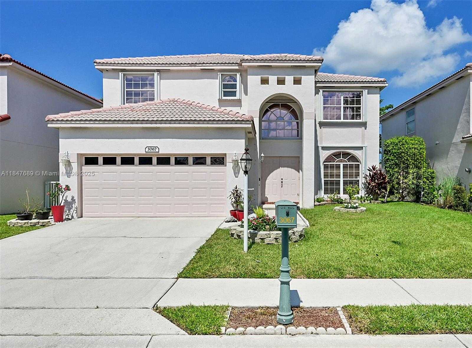 Small Image of 3067 BAYBERRY WAY, Margate Number 2