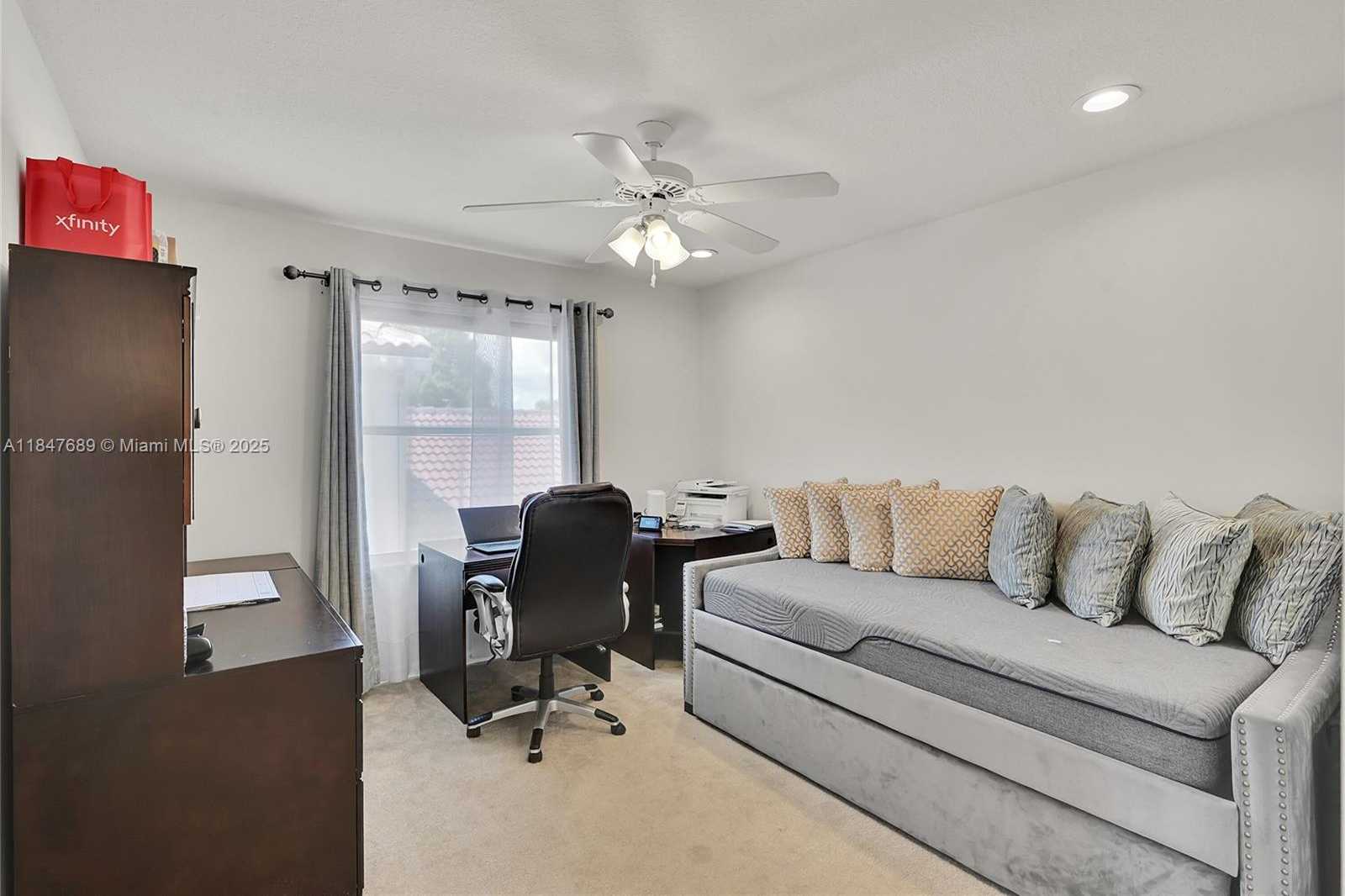 Small Image of 3067 BAYBERRY WAY, Margate Number 21