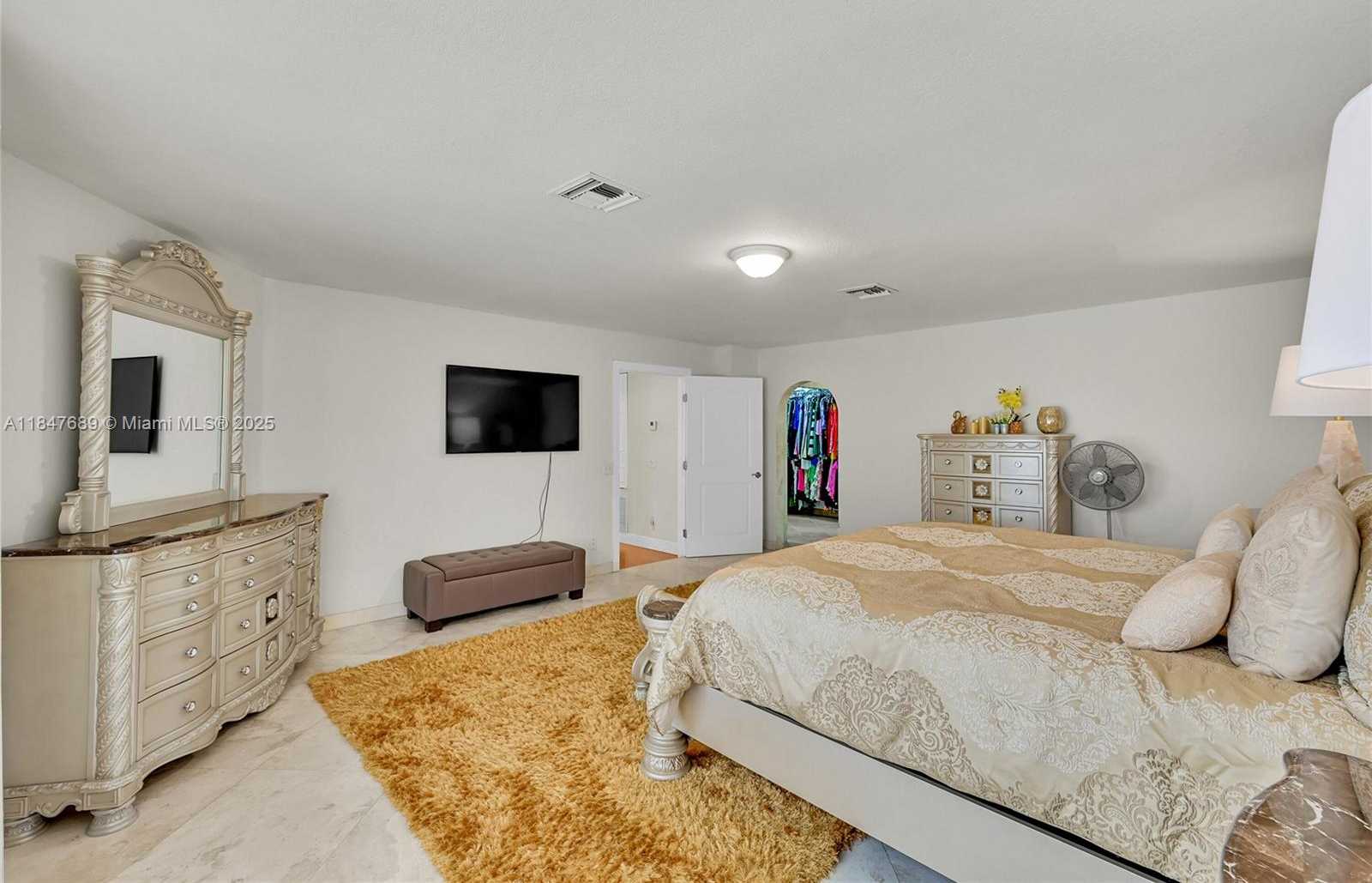 Small Image of 3067 BAYBERRY WAY, Margate Number 26