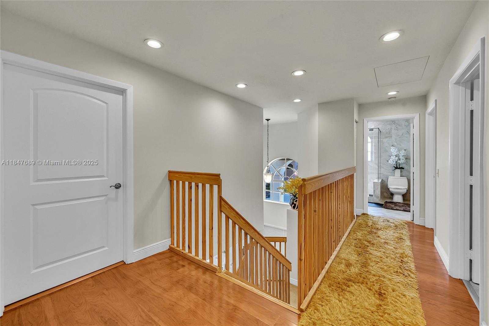 Small Image of 3067 BAYBERRY WAY, Margate Number 31