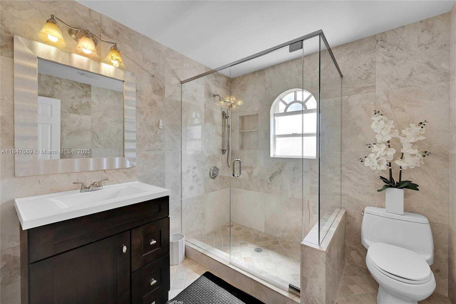 Small Image of 3067 BAYBERRY WAY, Margate Number 34