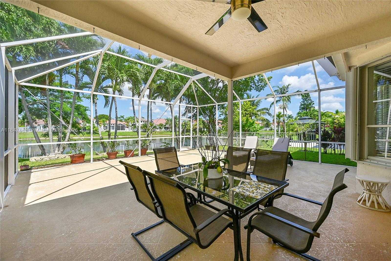 Small Image of 3067 BAYBERRY WAY, Margate Number 37