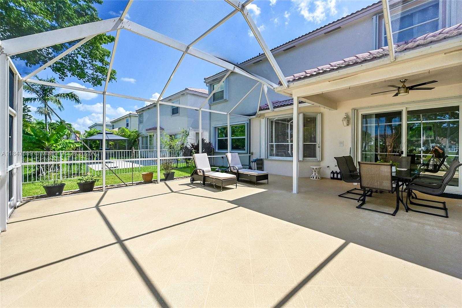 Small Image of 3067 BAYBERRY WAY, Margate Number 38