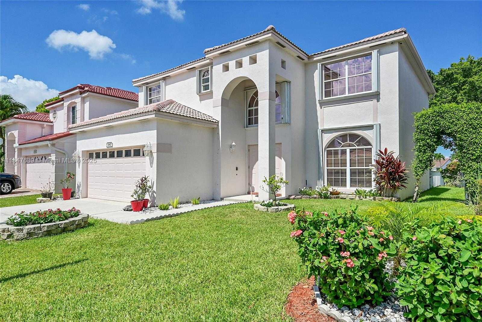 Small Image of 3067 BAYBERRY WAY, Margate Number 4