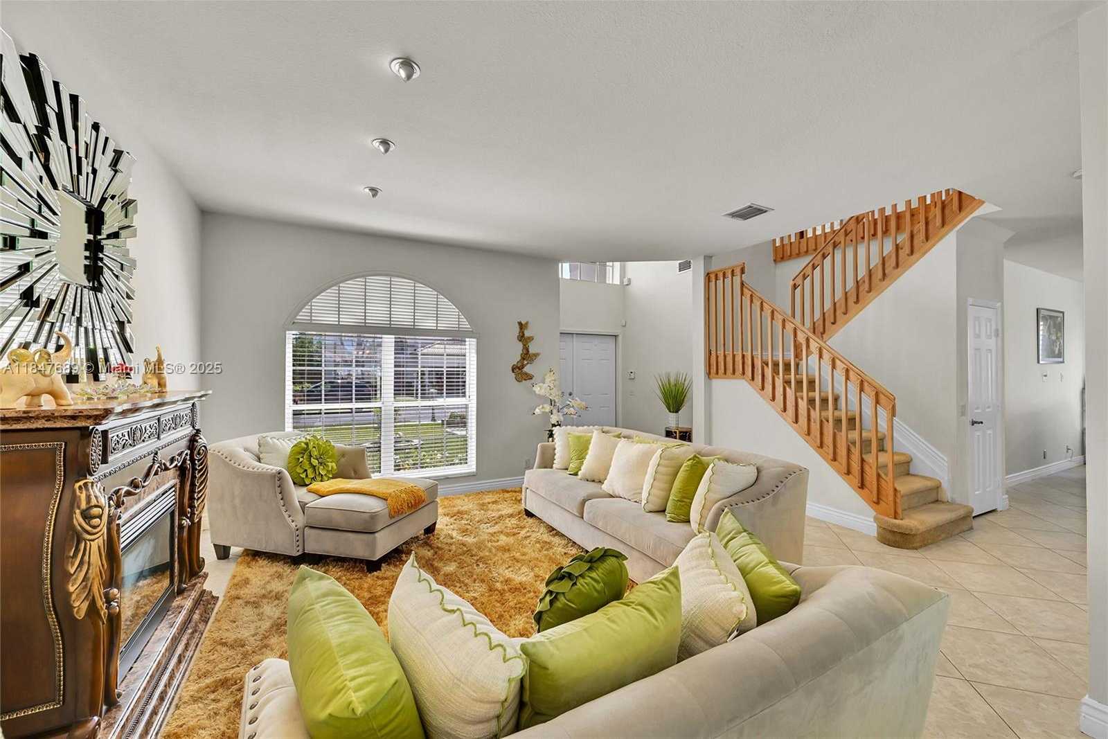 Small Image of 3067 BAYBERRY WAY, Margate Number 9
