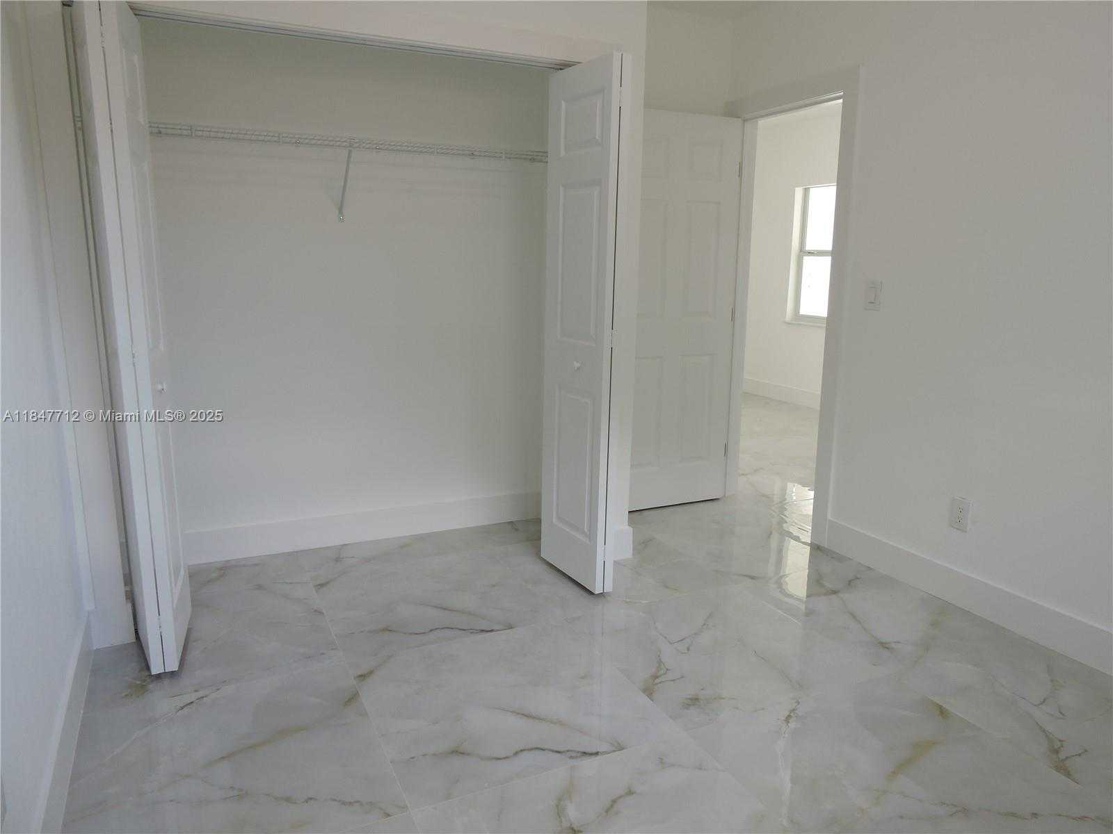 Small Image of 2040 NORTH WEST 185TH TER, Miami Gardens Number 26