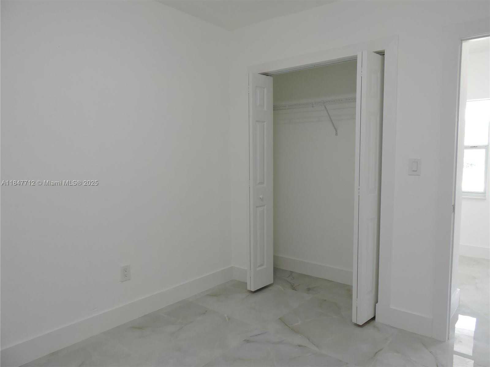 Small Image of 2040 NORTH WEST 185TH TER, Miami Gardens Number 28