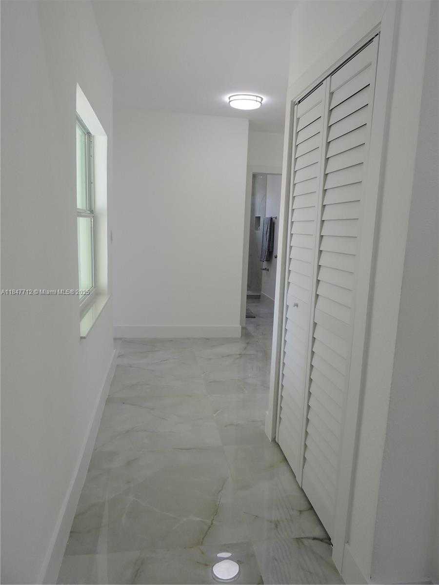 Small Image of 2040 NORTH WEST 185TH TER, Miami Gardens Number 30
