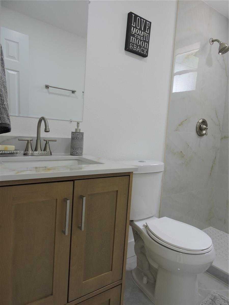 Small Image of 2040 NORTH WEST 185TH TER, Miami Gardens Number 33