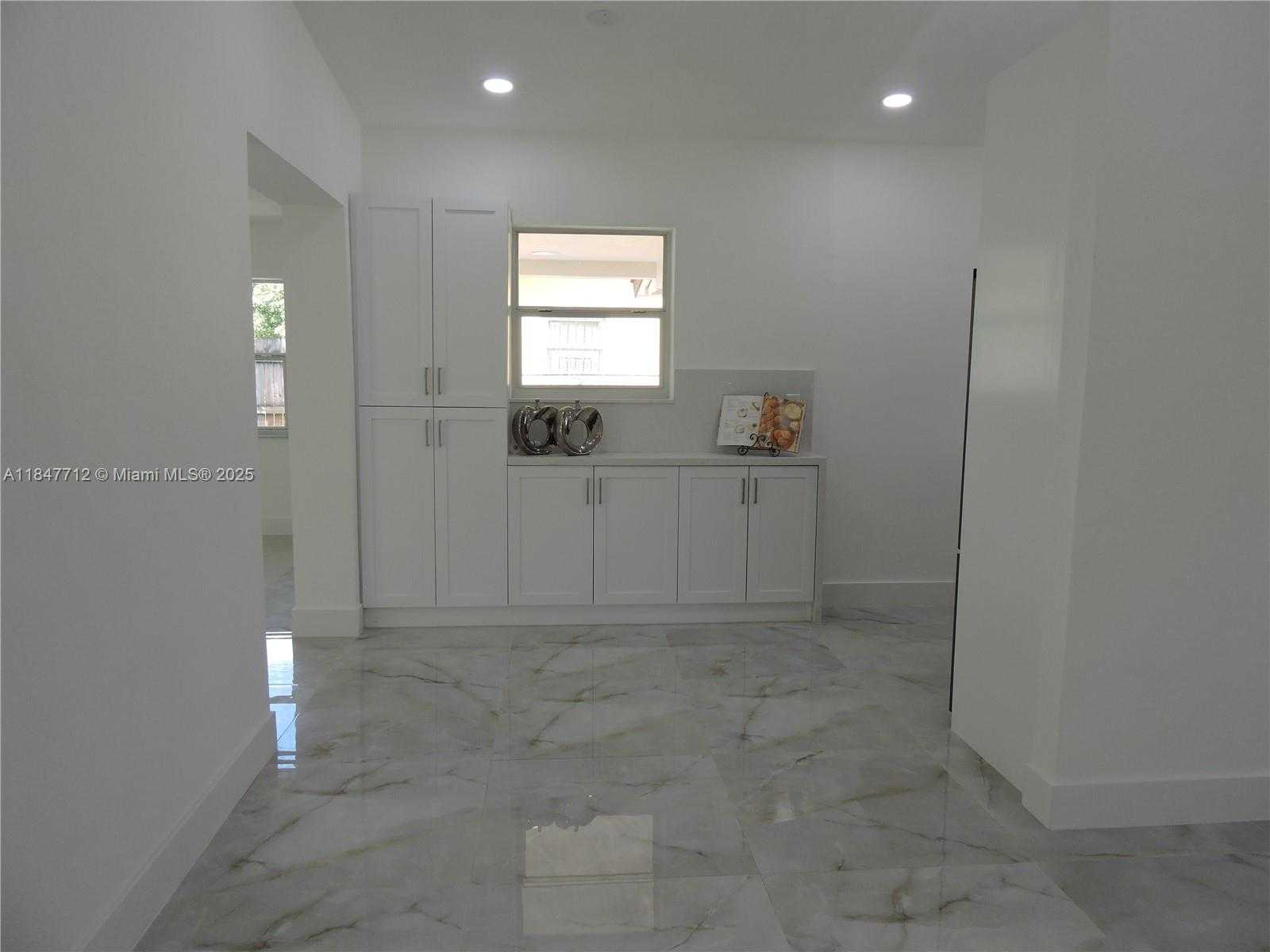 Small Image of 2040 NORTH WEST 185TH TER, Miami Gardens Number 38