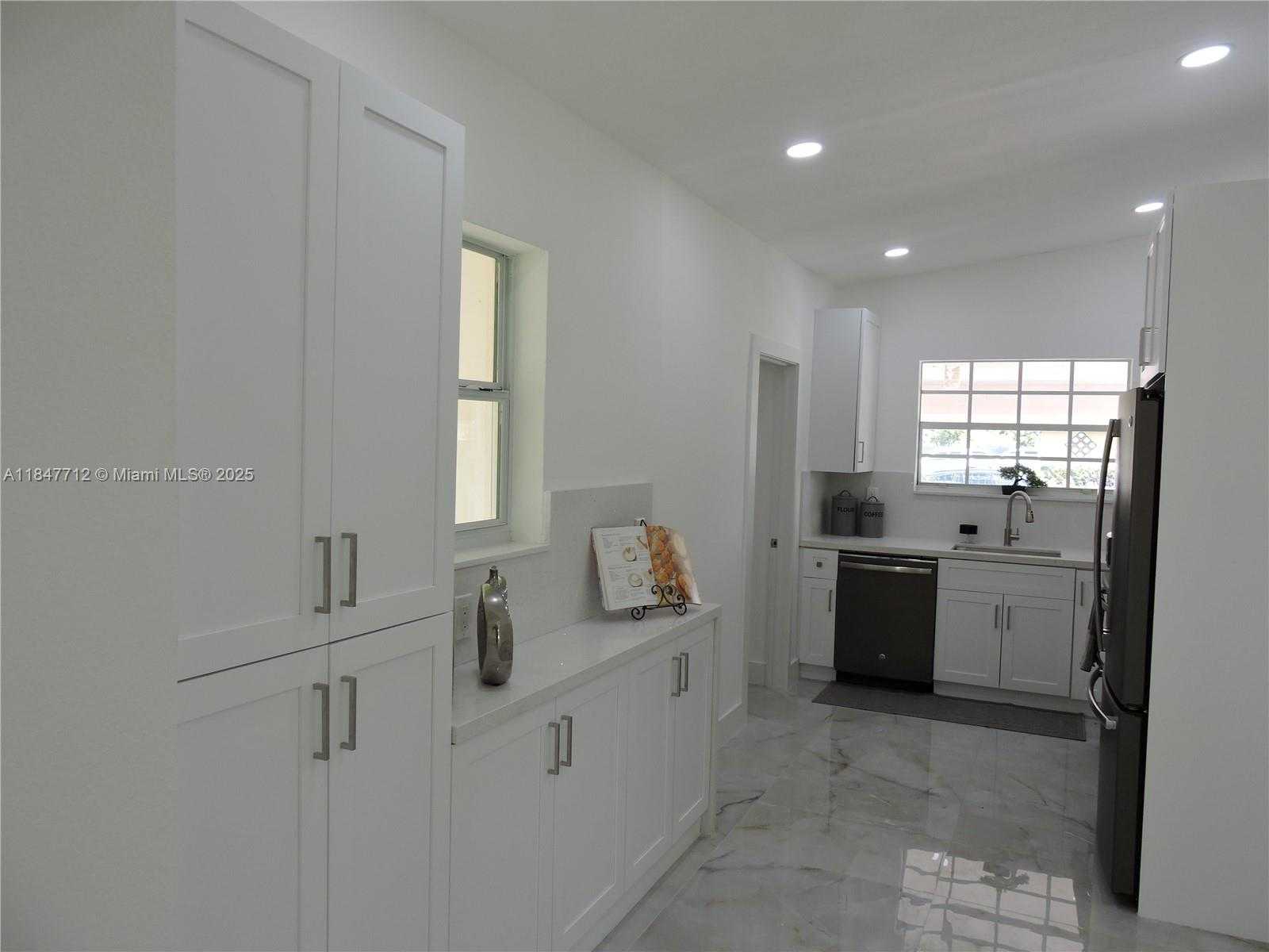 Small Image of 2040 NORTH WEST 185TH TER, Miami Gardens Number 41