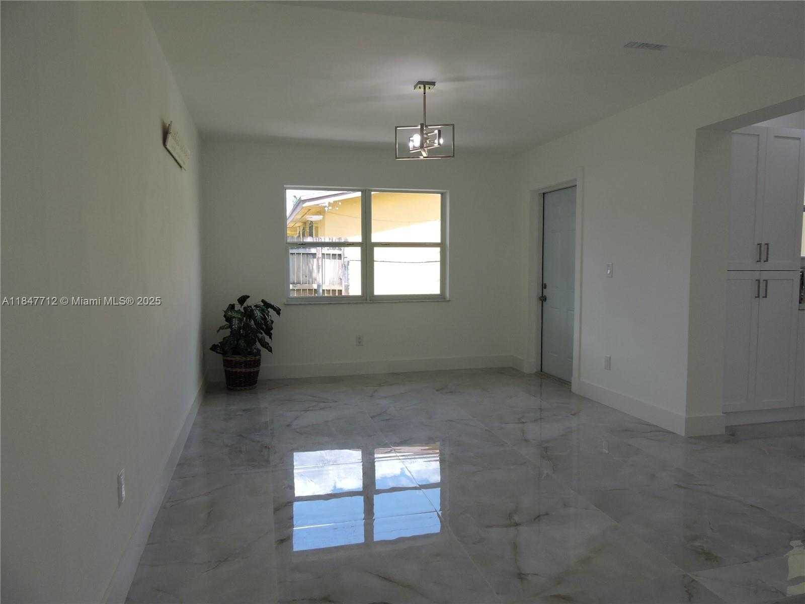 Small Image of 2040 NORTH WEST 185TH TER, Miami Gardens Number 50