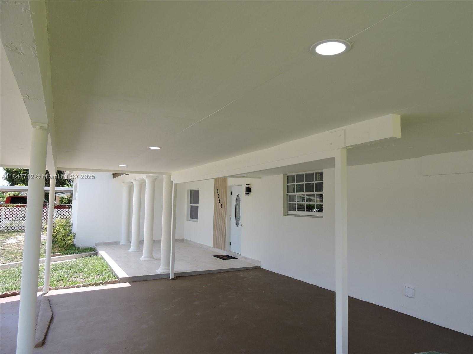 Small Image of 2040 NORTH WEST 185TH TER, Miami Gardens Number 6