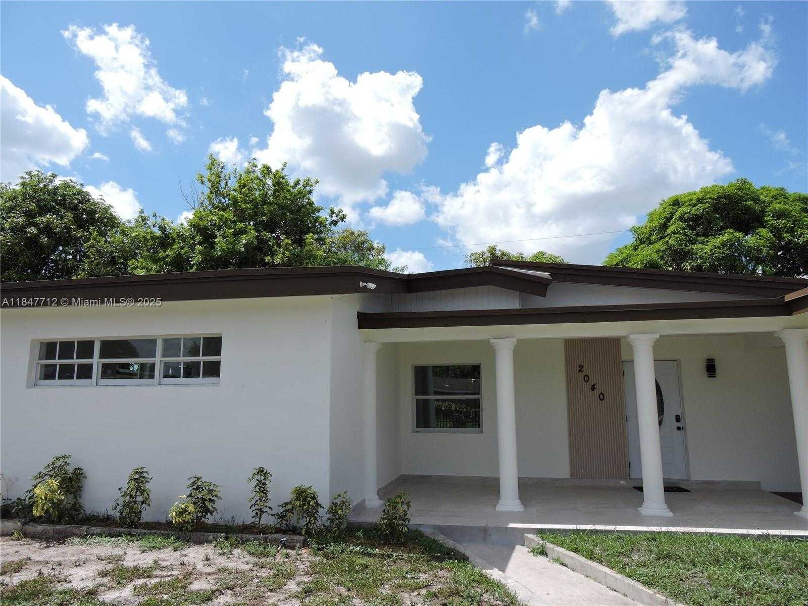 Small Image of 2040 NORTH WEST 185TH TER, Miami Gardens Number 9