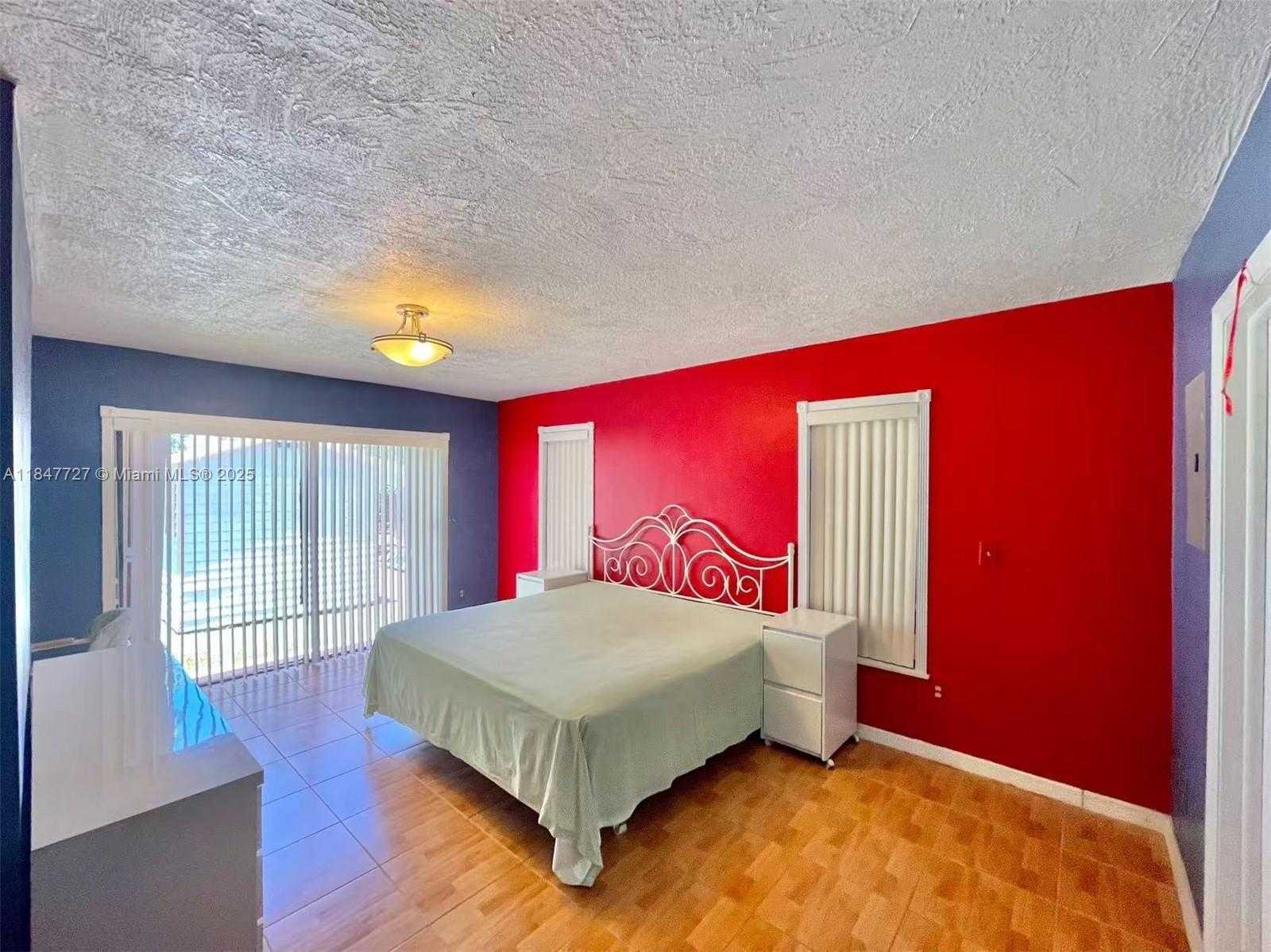 Small Image of 9131 SOUTH WEST 178TH TER, Palmetto Bay Number 13