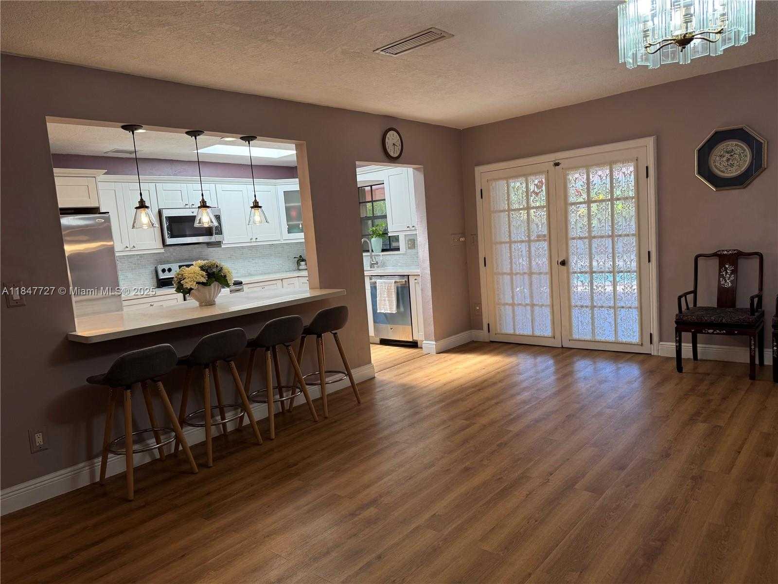Small Image of 9131 SOUTH WEST 178TH TER, Palmetto Bay Number 5