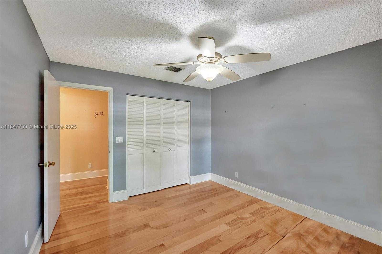 Small Image of 9682 RIDGECREST CT, Davie Number 20
