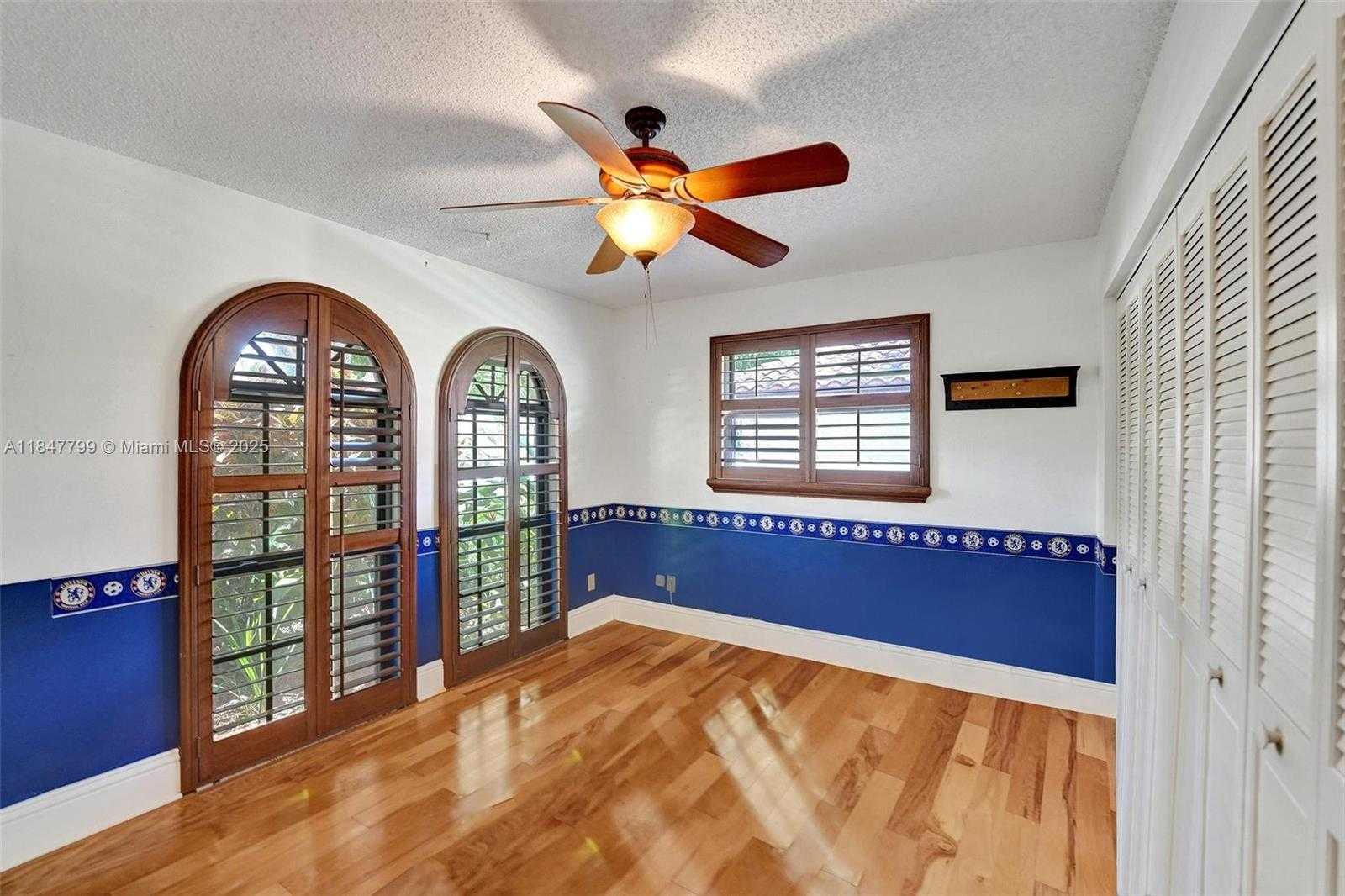 Small Image of 9682 RIDGECREST CT, Davie Number 21