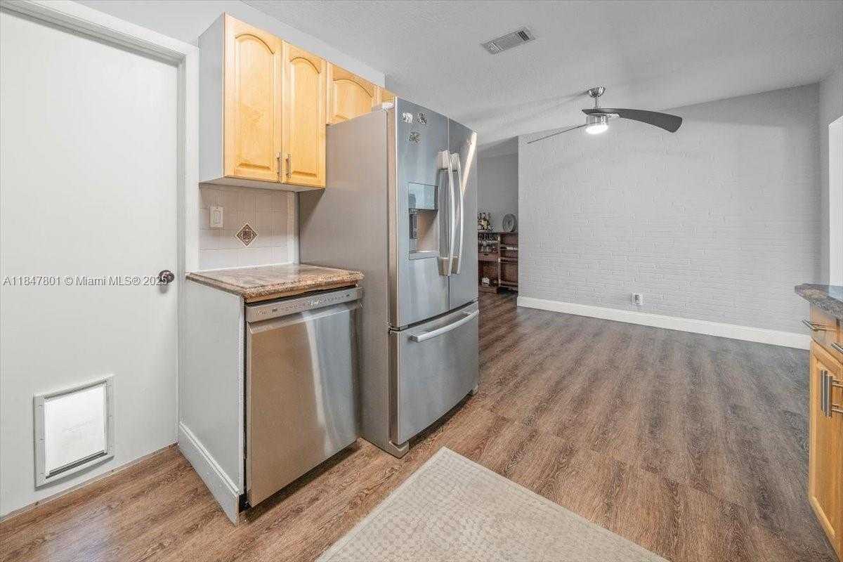 Small Image of 3751 NORTH EAST 16TH AVE, Pompano Beach Number 16