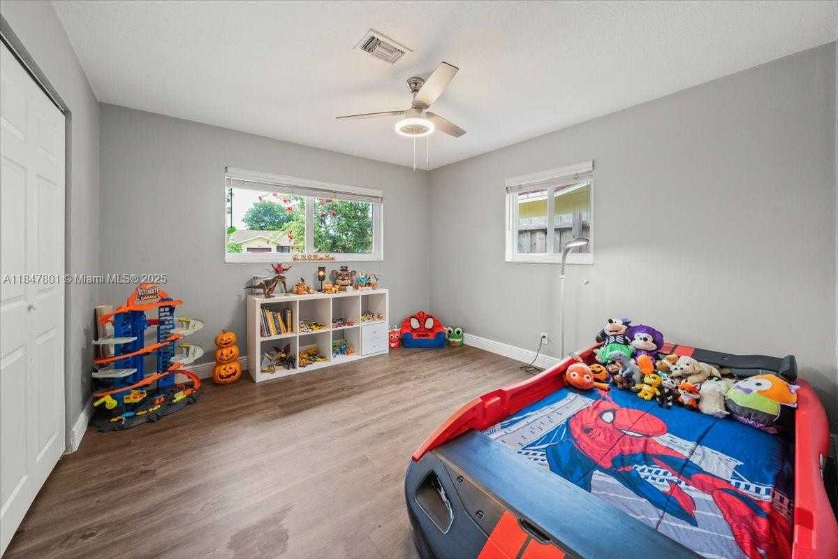 Small Image of 3751 NORTH EAST 16TH AVE, Pompano Beach Number 21