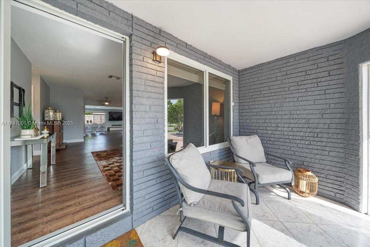 Small Image of 3751 NORTH EAST 16TH AVE, Pompano Beach Number 4