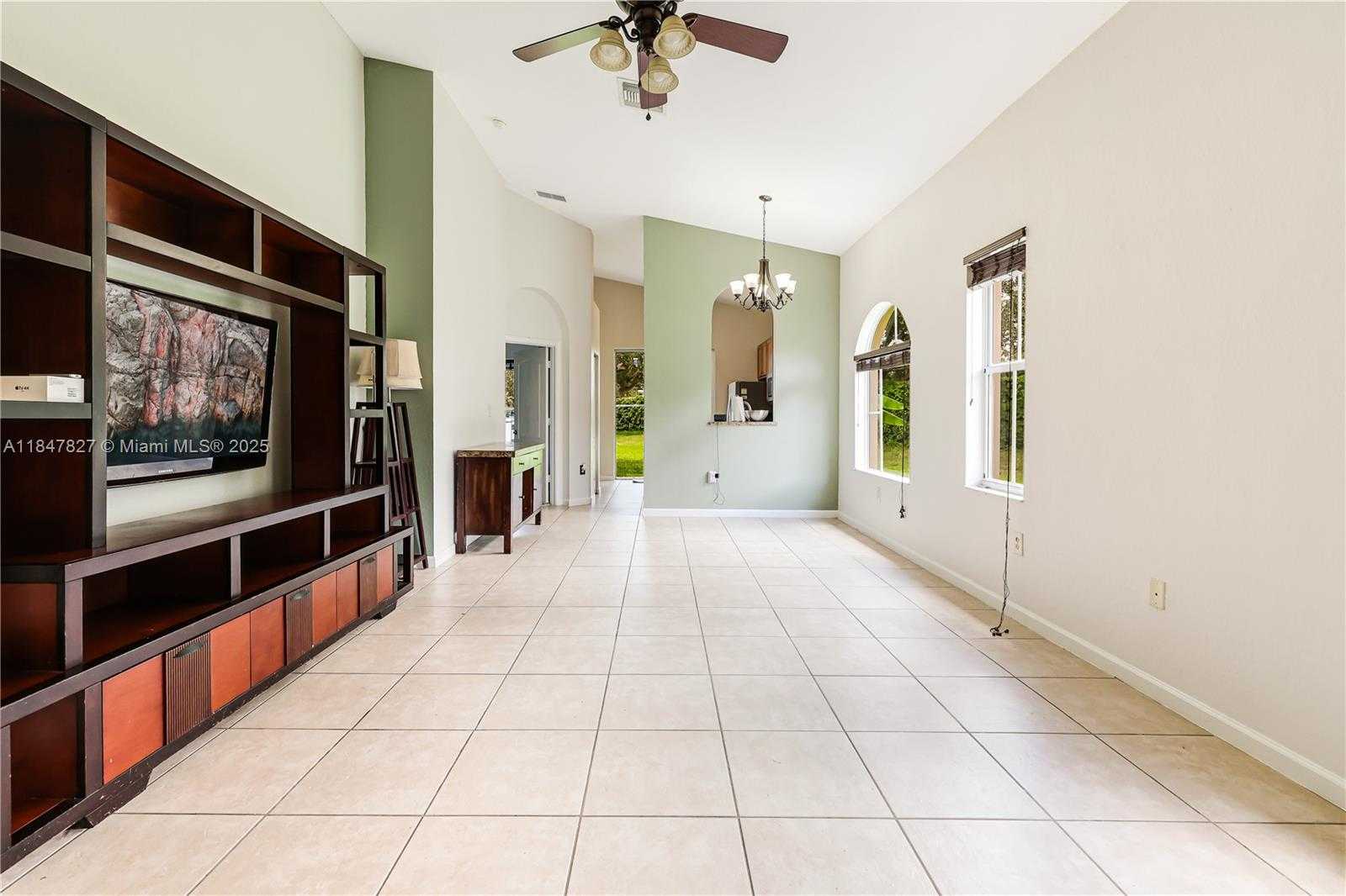 Small Image of 3910 NORTH EAST 10TH DR, Homestead Number 3