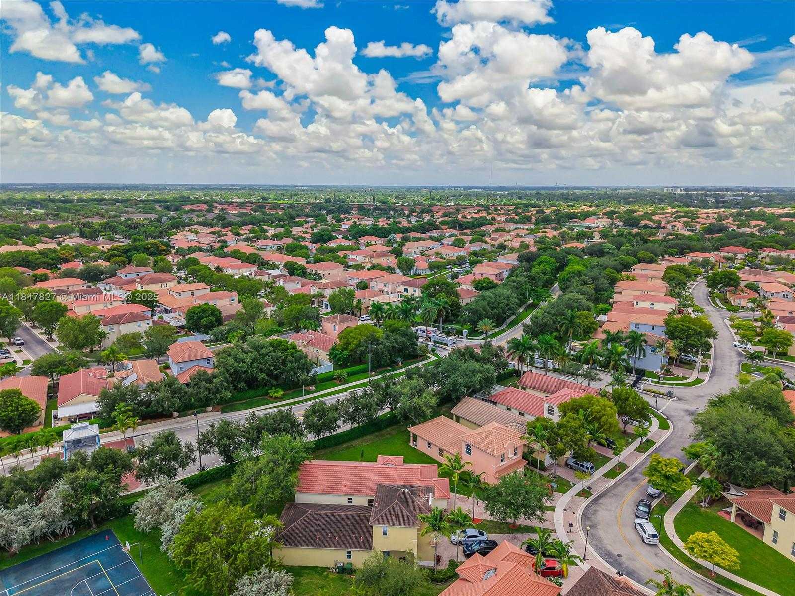 Small Image of 3910 NORTH EAST 10TH DR, Homestead Number 34