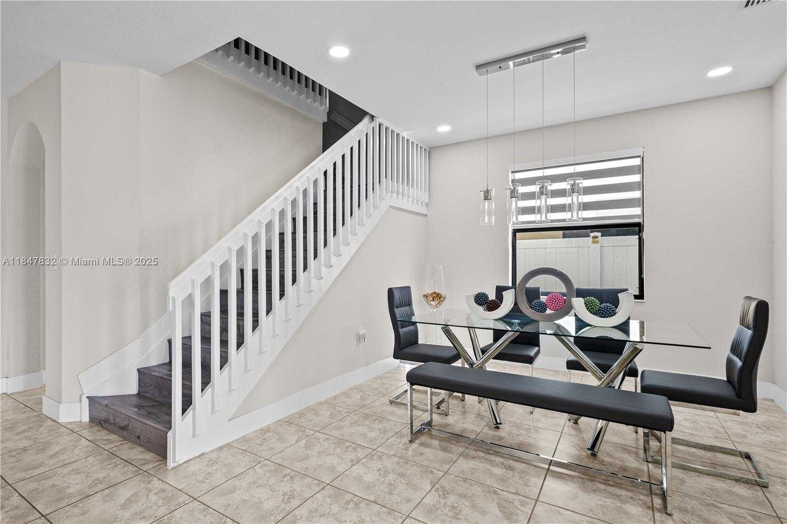 Small Image of 8776 WEST 33RD AVE, Hialeah Number 10