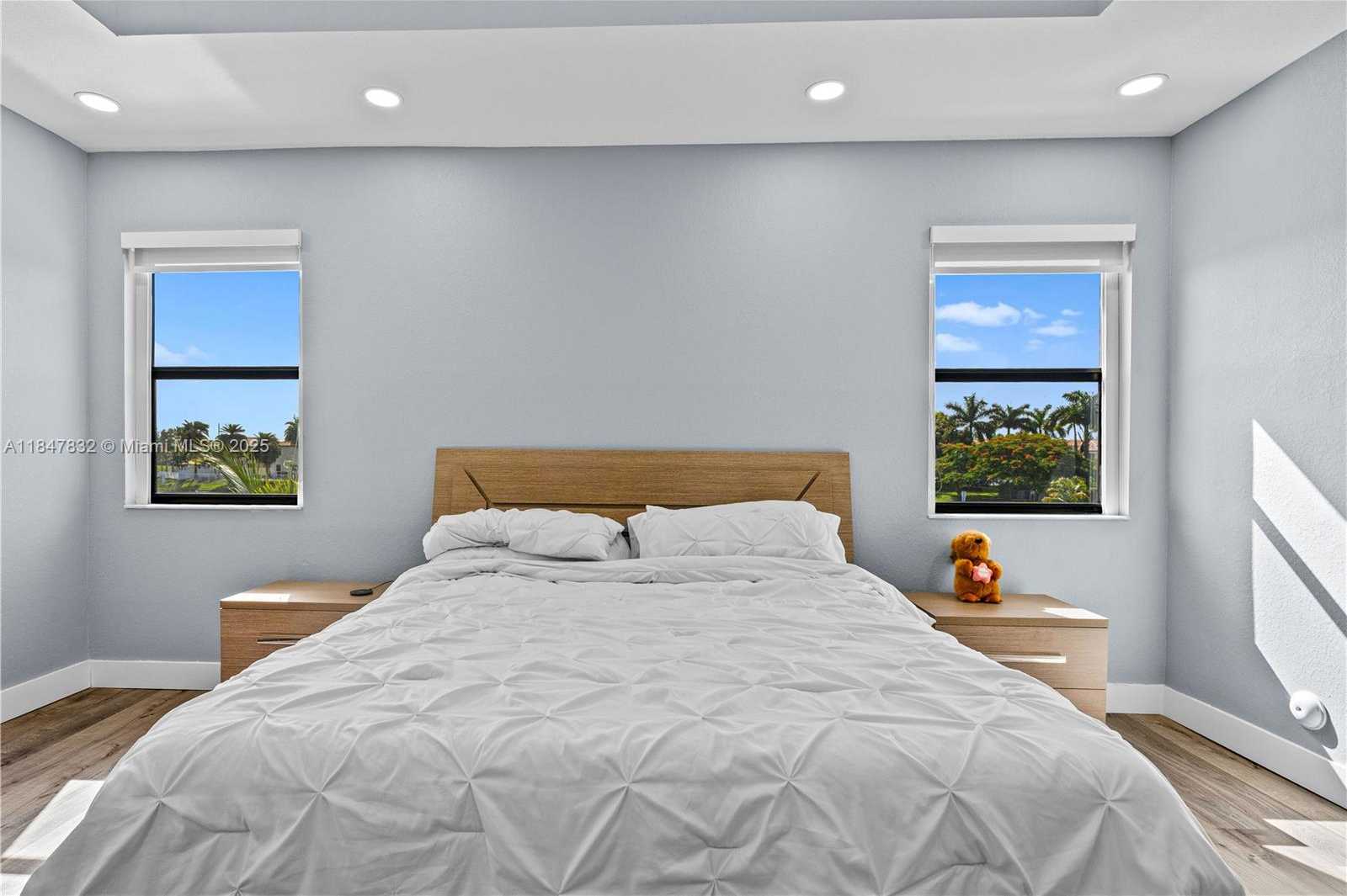 Small Image of 8776 WEST 33RD AVE, Hialeah Number 28