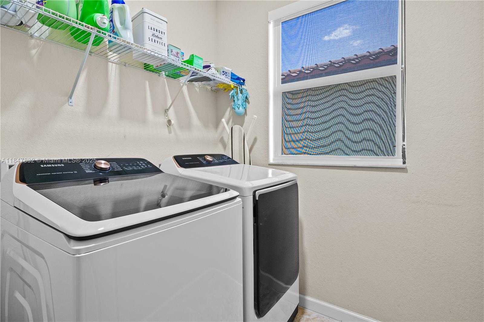 Small Image of 8776 WEST 33RD AVE, Hialeah Number 38