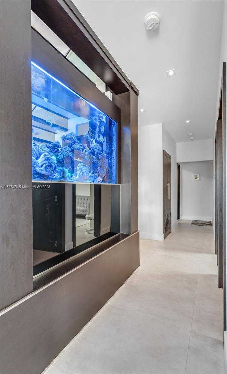 Small Image of 11335 NORTH WEST 66TH ST, Doral Number 16
